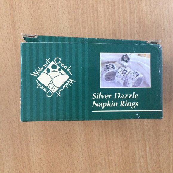 Walnut Creek Silver daze Napkin Rings 4pcs in original box silver tone - Picture 2 of 3